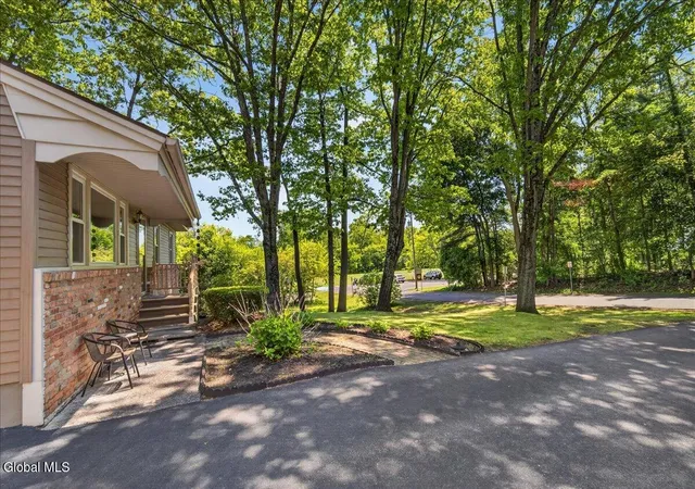 Homes for sale in Niskayuna, NY | 798 Westmoreland Dr, Niskayuna, NY 12309 | MLS# 202618250