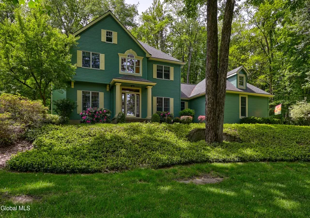 2nd image of 2757 Doelner Cir, Schodack, NY 12033 | MLS# 202618419