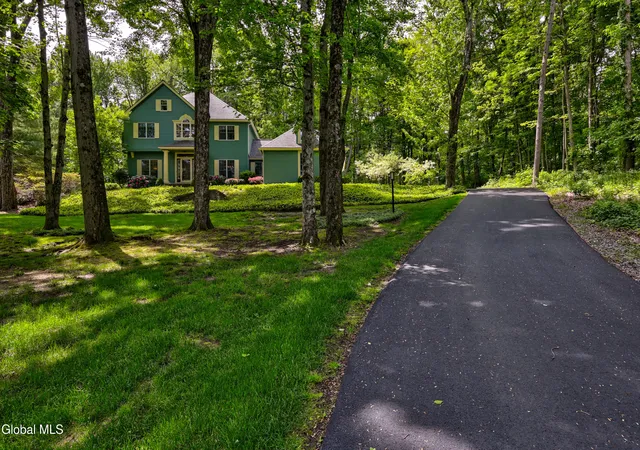 56th image of 2757 Doelner Cir, Schodack, NY 12033 | MLS# 202618419