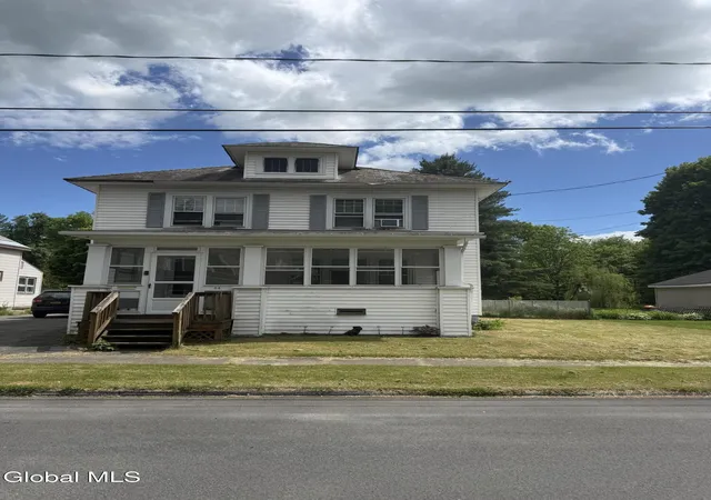 Homes for sale in Fort Edward, NY | 34 Center St, Fort Edward, NY 12828 | MLS# 202618324