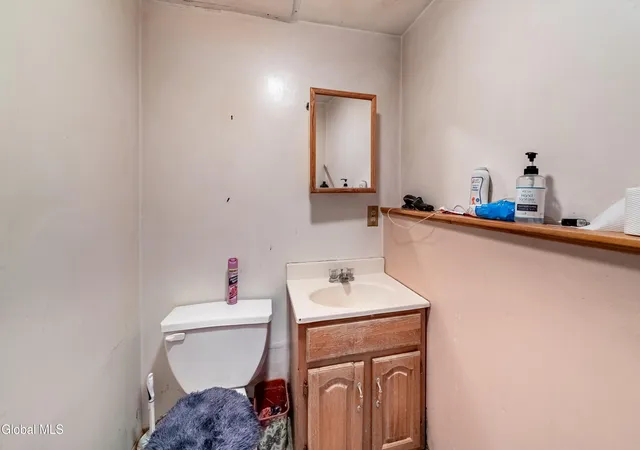 Homes for sale in Greenport, NY | 4 Arthur Ave, Greenport, NY 12534 | MLS# 202618349