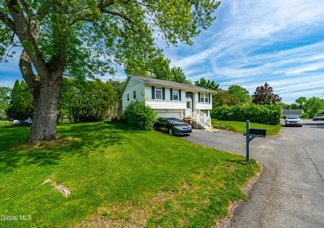 Homes for sale in Greenport, NY | 4 Arthur Ave, Greenport, NY 12534 | MLS# 202618349