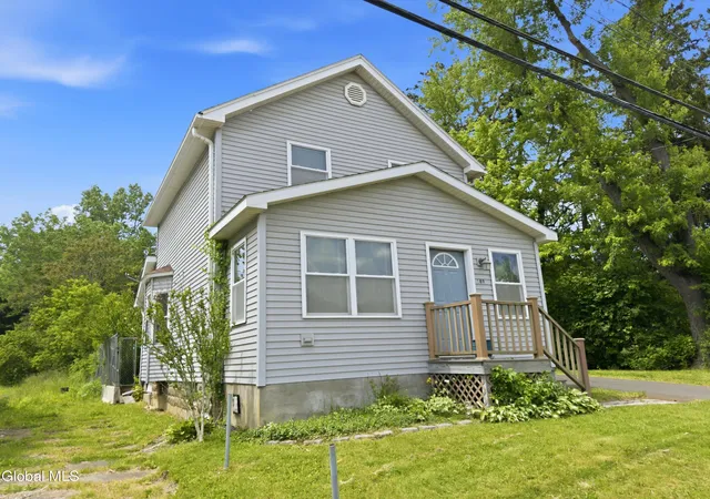 1st image of 189 River Rd, Glenmont, NY 12077 | MLS# 202619453