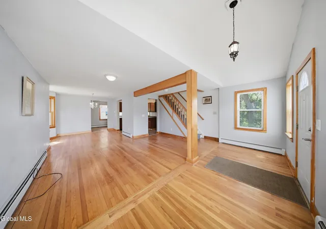 3rd image of 189 River Rd, Glenmont, NY 12077 | MLS# 202619453