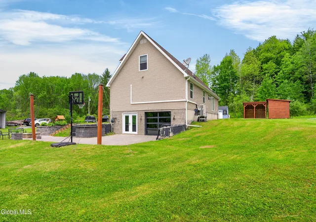 Photo 4 of Sale Pending at 170 Sullivan Rd, Esperance, NY 12066 | MLS# 202618569 | Listing updated on 2026-06-26