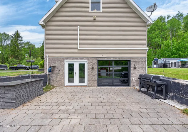 Photo 5 of Sale Pending at 170 Sullivan Rd, Esperance, NY 12066 | MLS# 202618569 | Listing updated on 2026-06-26