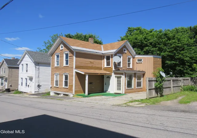 Photo 1 of Single family home for sale at 12 Glebe St, Johnstown, NY 12095 | MLS# 202618456 | Listing updated on 2026-08-26
