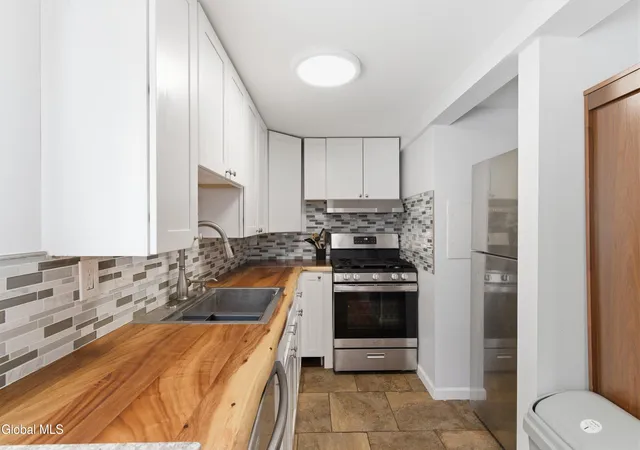 3rd image of 86 14Th St, Troy, NY 12180 | MLS# 202618539