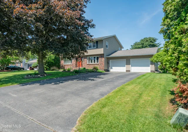 45th image of 1159 Stacie Ln, Rotterdam, NY 12150 | MLS# 202618791
