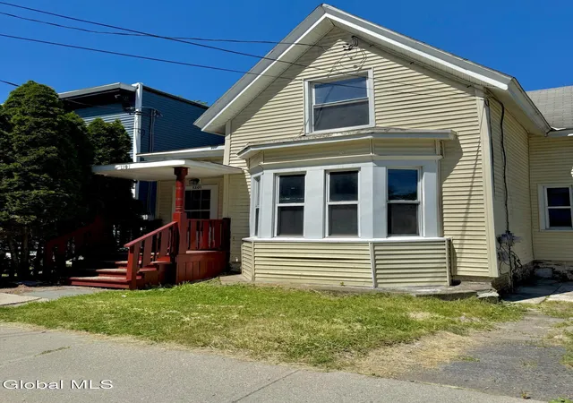 Homes for sale in Rensselaer, NY | 1301 Broadway, Rensselaer, NY 12144 | MLS# 202618924