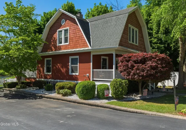 Homes for sale in Schaghticoke, NY | 74 N Hudson St, Schaghticoke, NY 12118 | MLS# 202618865