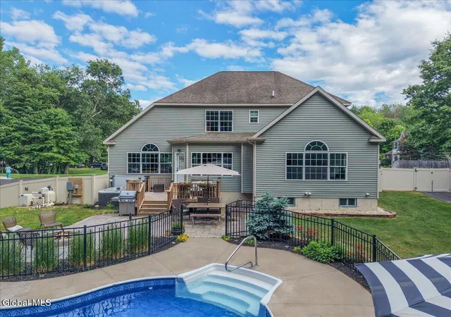Homes for sale in Ballston Spa, NY | 9 Benedict Ct, Ballston Spa, NY 12020 | MLS# 202619763