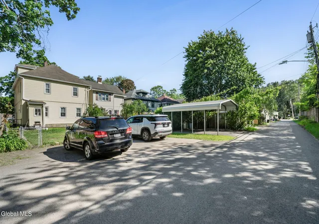 29th image of 851 Central Pkwy, Schenectady, NY 12309 | MLS# 202618729