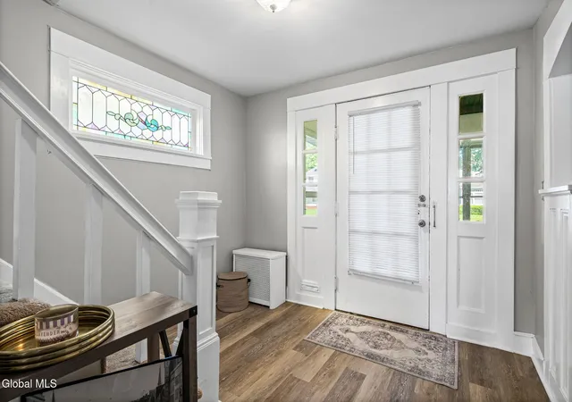 2nd image of 851 Central Pkwy, Schenectady, NY 12309 | MLS# 202618729