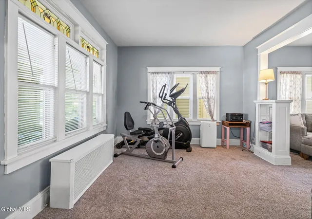 4th image of 851 Central Pkwy, Schenectady, NY 12309 | MLS# 202618729