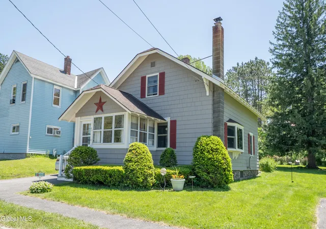 2nd image of 42 Franklin St, Gloversville, NY 12078 | MLS# 202618857