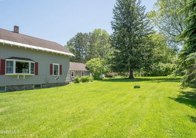 3rd image of 42 Franklin St, Gloversville, NY 12078 | MLS# 202618857