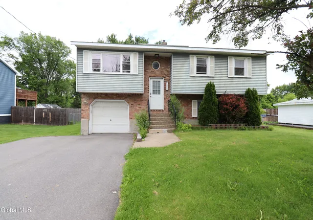 Homes for sale in Glenville, NY | 1278 Vley Rd, Glenville, NY 12302 | MLS# 202618642