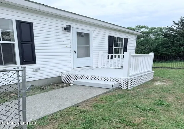 Homes for sale in Ghent, NY | 1941 S New York 66, Ghent, NY 12075 | MLS# 202618645