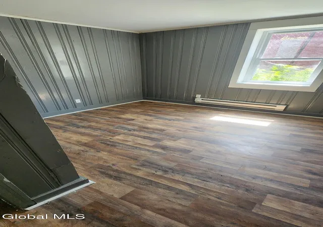 5th image of 313 1St St, Albany, NY 12206 | MLS# 202618685