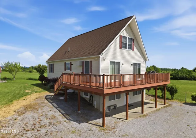 Homes for sale in Fort Edward, NY | 329 Blackhouse Rd, Fort Edward, NY 12828 | MLS# 202618686