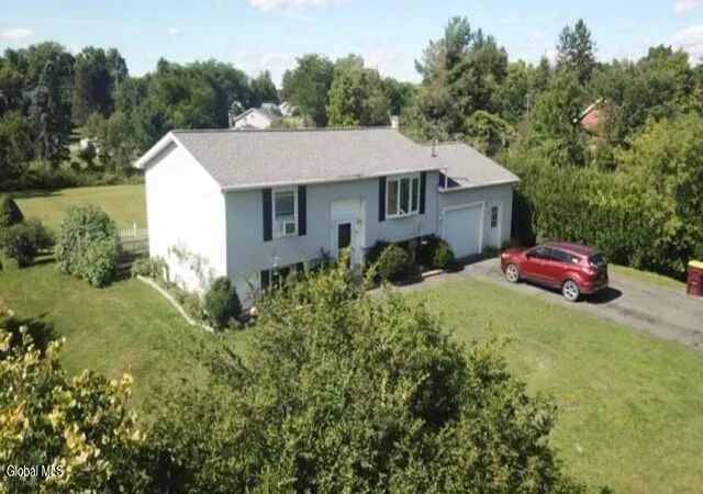 Homes for sale in Poestenkill, NY | 25 Abbott Dr, Poestenkill, NY 12140 | MLS# 202618926