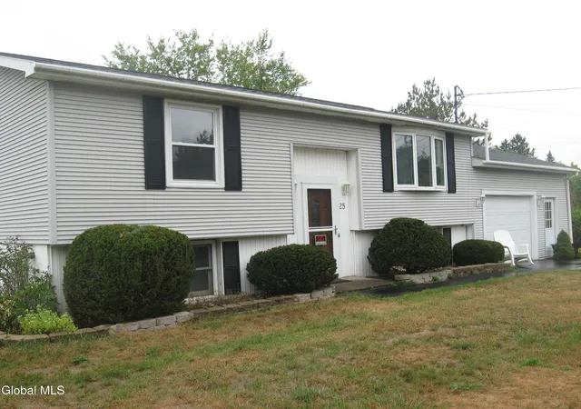 Homes for sale in Poestenkill, NY | 25 Abbott Dr, Poestenkill, NY 12140 | MLS# 202618926