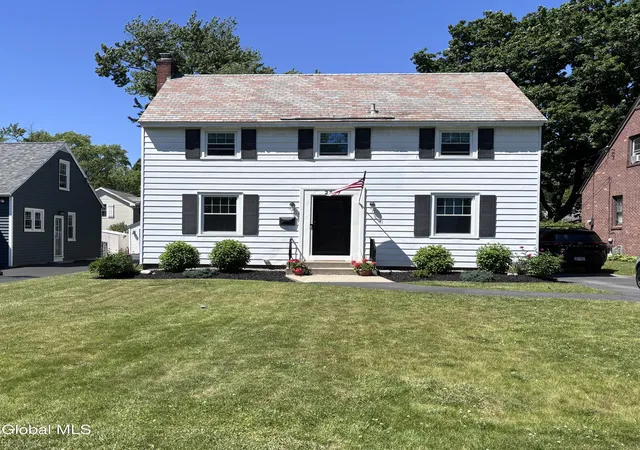 Homes for sale in Niskayuna, NY | 2317 Barcelona Rd, Niskayuna, NY 12309 | MLS# 202618782