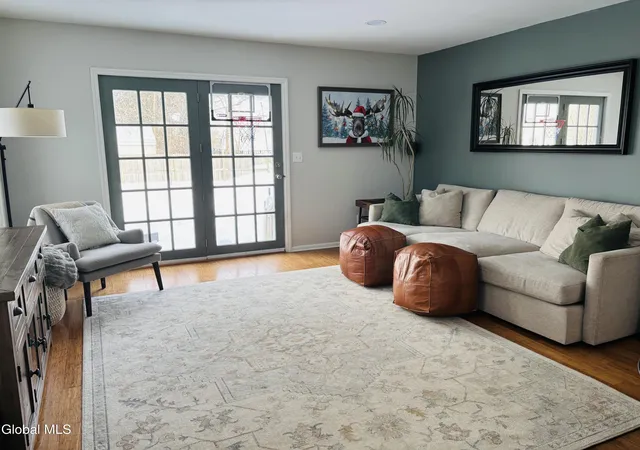 Homes for sale in Niskayuna, NY | 2317 Barcelona Rd, Niskayuna, NY 12309 | MLS# 202618782