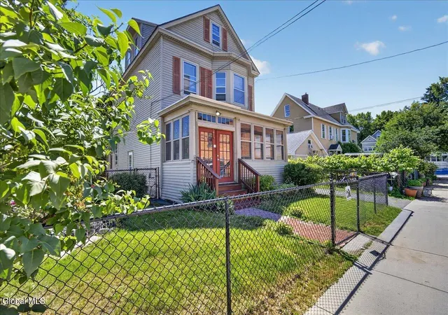 2nd image of 3 Sand St, Albany, NY 12209 | MLS# 202619226