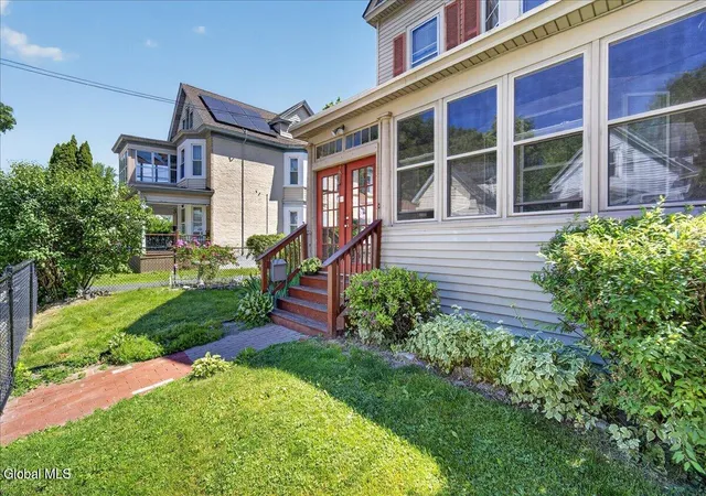 5th image of 3 Sand St, Albany, NY 12209 | MLS# 202619226