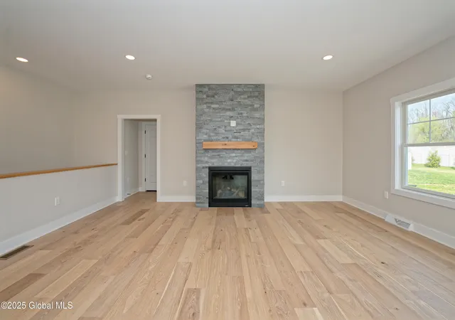 Photo 3 of Single family home for sale at 2802 Phillips Rd, Castleton On Hudson, NY 12033 | MLS# 202618884 | Listing updated on 2026-08-30