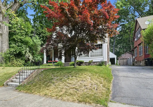 Photo 4 of Sale Pending at 1169 Oxford Pl, Schenectady, NY 12308 | MLS# 202619509 | Listing updated on 2026-06-26