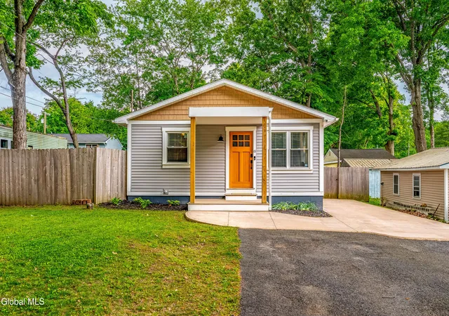 Homes for sale in Kinderhook, NY | 8 Cove St, Kinderhook, NY 12130 | MLS# 202618751