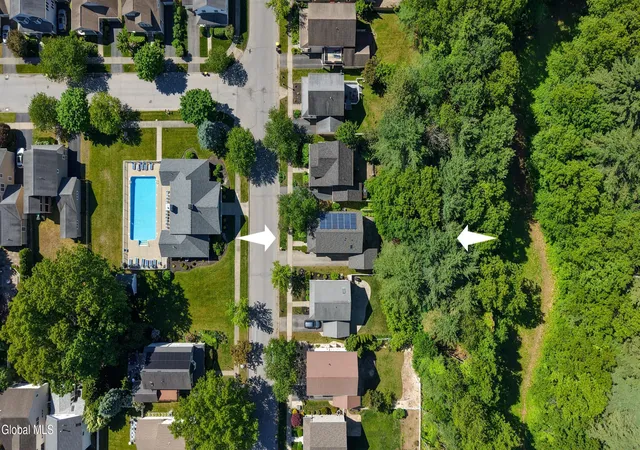 Homes for sale in Saratoga Springs, NY | 11 Thoroughbred Dr, Saratoga Springs, NY 12866 | MLS# 202618901