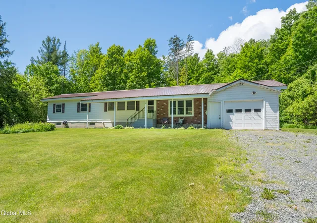Homes for sale in Mayfield, NY | 197 Lakeside Dr, Mayfield, NY 12117 | MLS# 202618855