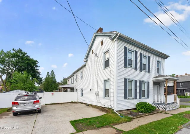 3rd image of 40 South St, Waterford, NY 12188 | MLS# 202619517
