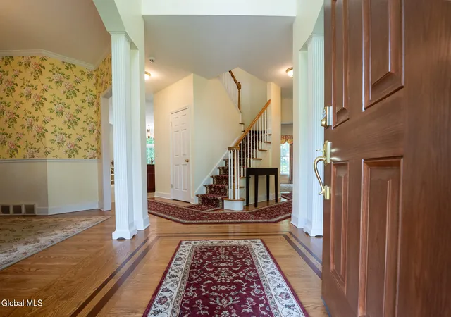 2nd image of 10 Whitestone Wy, Bethlehem, NY 12159 | MLS# 202619058