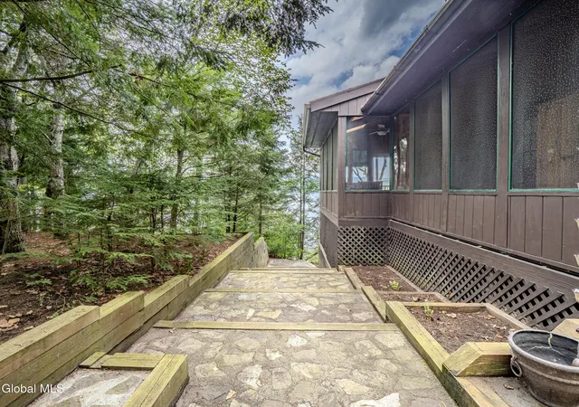 60th image of 5569 Evergreen Shores Wy, Putnam Station, NY 12861 | MLS# 202619072