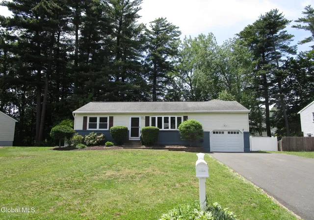 1st image of 29 Garling Dr, Latham, NY 12110 | MLS# 202618890