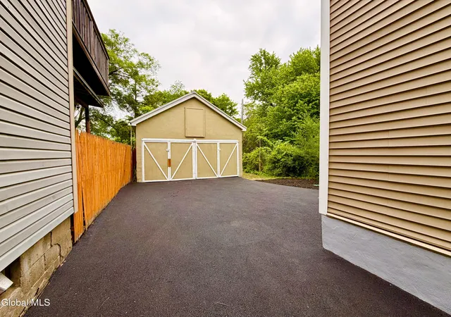 5th image of 32 Mount Stuart Rd, Rotterdam, NY 12304 | MLS# 202618899