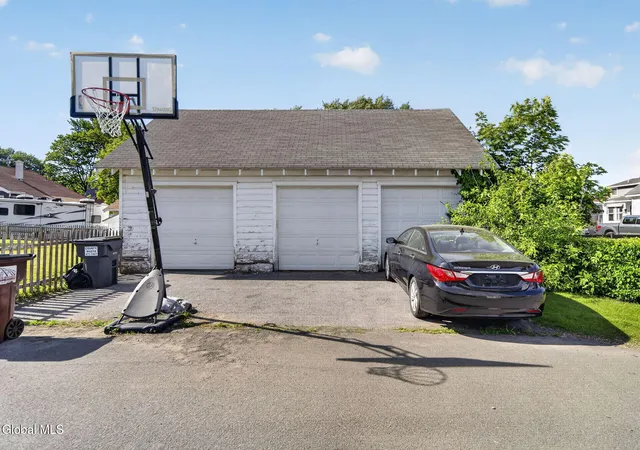 27th image of 1374 Helderberg Ave, Rotterdam, NY 12306 | MLS# 202619139