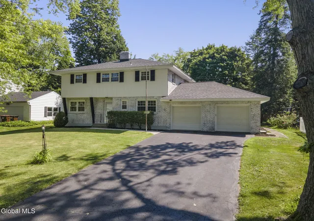 Photo 2 of Sale Pending at 5 Salisbury Rd, Delmar, NY 12054 | MLS# 202621479 | Listing updated on 2026-09-15