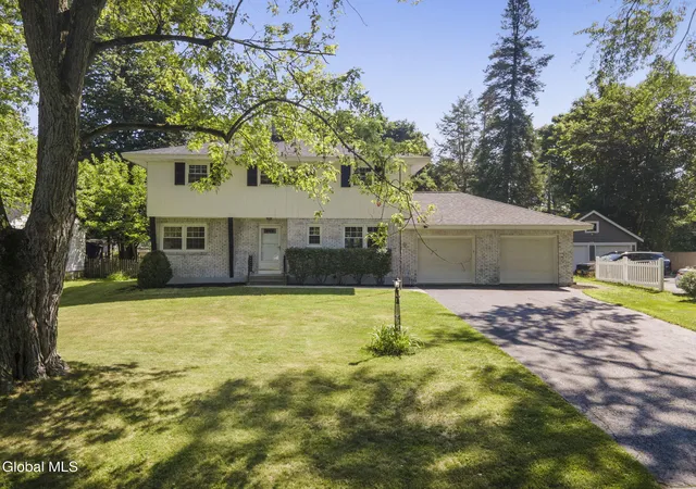 Photo 3 of Sale Pending at 5 Salisbury Rd, Delmar, NY 12054 | MLS# 202621479 | Listing updated on 2026-09-15