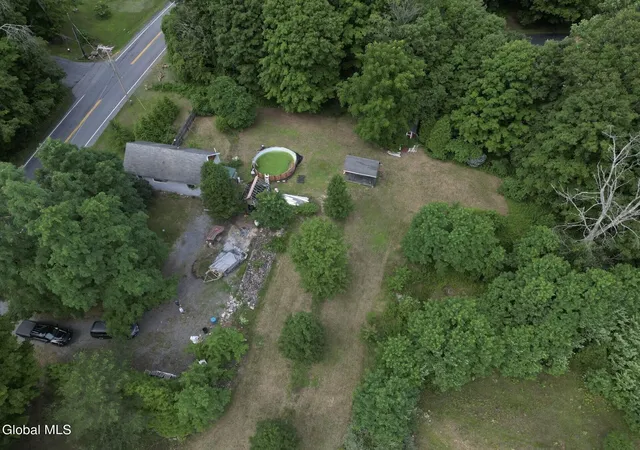 Photo 3 of Single family home for sale at 408 W Mountain Rd, Queensbury, NY 12804 | MLS# 202619500 | Listing updated on 2026-09-21
