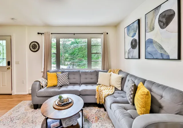 Photo 4 of Single family home for sale at 89 Maple Ave, Hunter, NY 12442 | MLS# 202618975 | Listing updated on 2026-09-17