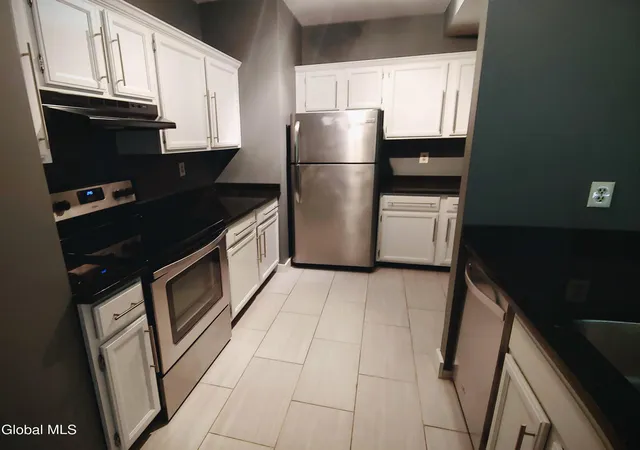 Listing Photo 5 - Condo for sale in building located at 201 Jay St, Albany, NY 12210