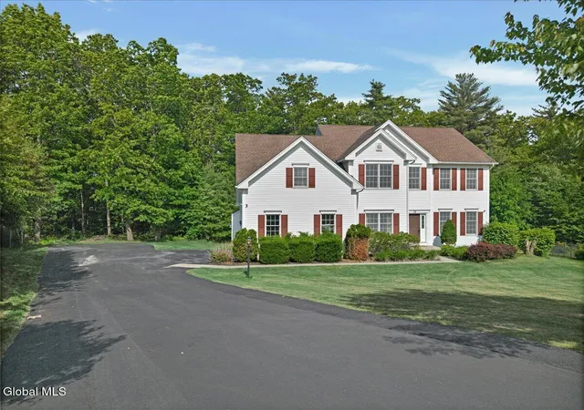 2nd image of 15 Foxhound Cir, Halfmoon, NY 12118 | MLS# 202619020