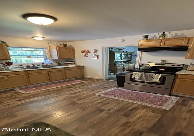 5th image of 122 Washington Ave, Cobleskill, NY 12043 | MLS# 202619082