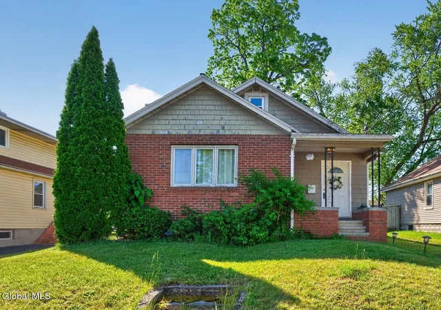 1st image of 30 Fern Ave, Colonie, NY 12205 | MLS# 202619344